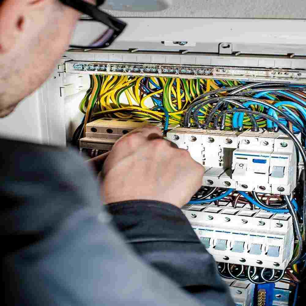 Electrician Manhattan IL