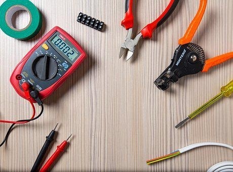 Electricians in Willowbrook